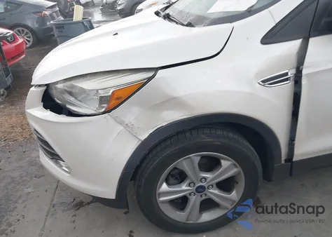 2015 Ford Escape Se из США, поврежденный, VIN 1FMCU9G99FUB81879